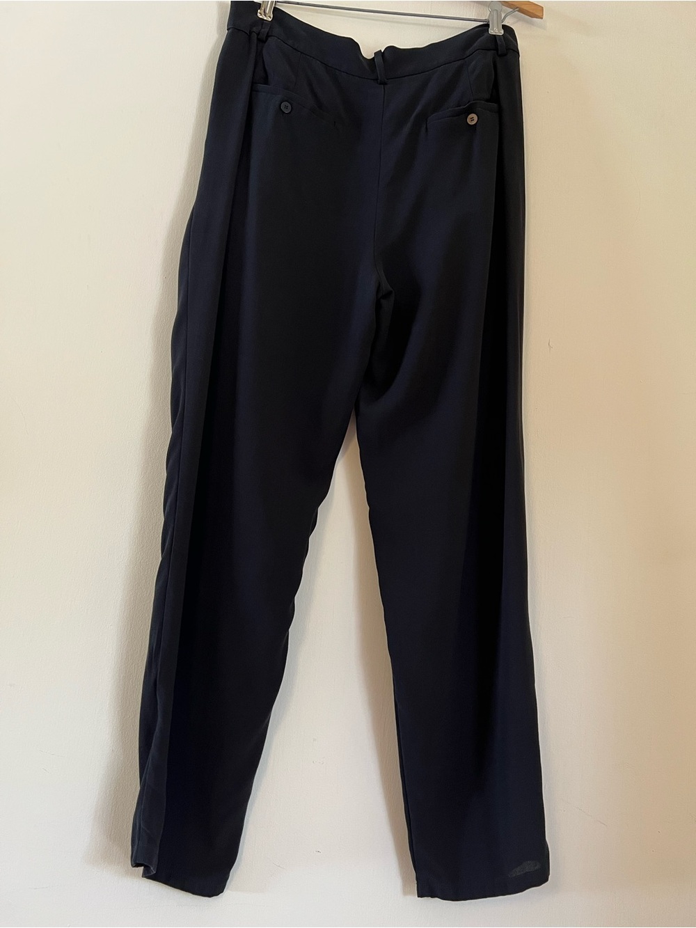 Eileen Fisher 100% Silk Georgette Crepe Carrot Pants Black Size S Tapered - Picture 8 of 13